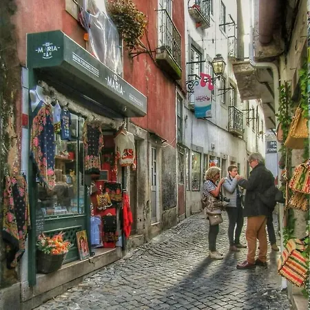 Alfama Historical 3 Bedroom Duplex Lisbon