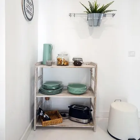 Alfama Historical 3 Bedroom Duplex Апартаменты *