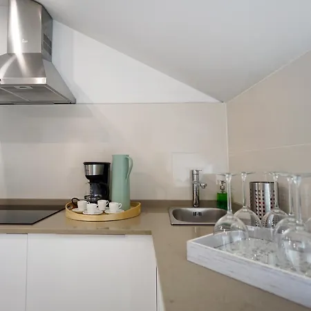 Апартаменты Alfama Historical 3 Bedroom Duplex