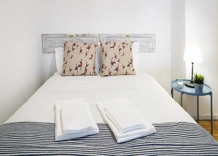 Alfama Historical 3 Bedroom Duplex 公寓