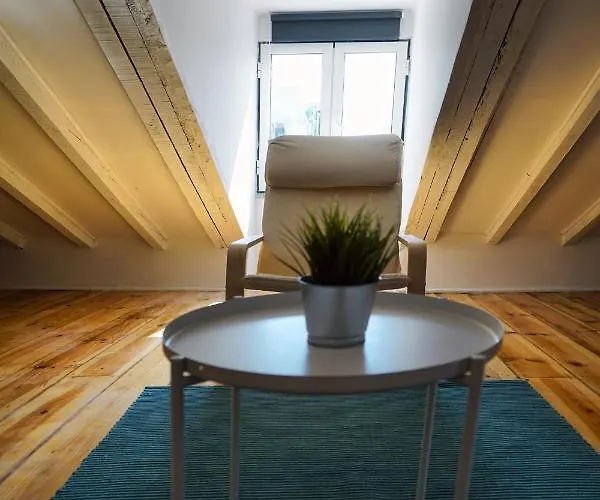 Alfama Historical 3 Bedroom Duplex 公寓 *