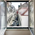 Апартаменты Alfama Historical 3 Bedroom Duplex Лиссабон