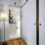 Alfama Historical 3 Bedroom Duplex * Лиссабон