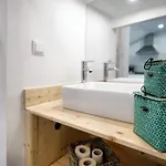 Alfama Historical 3 Bedroom Duplex * Лиссабон