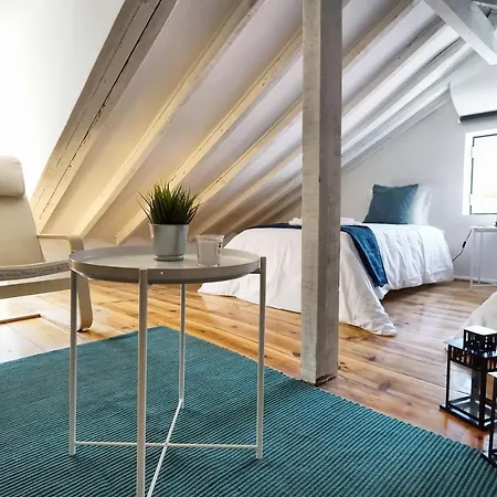 Alfama Historical 3 Bedroom Duplex 아파트 리스본